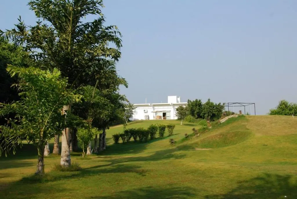 Country house Aravli Vista Hotel Gurgaon India