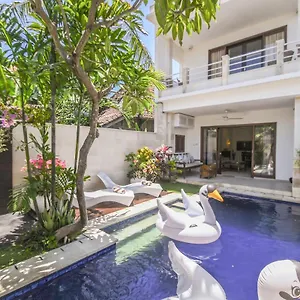 amalia-swan-haven-villa-seminyak.hotelsseminyak.net/